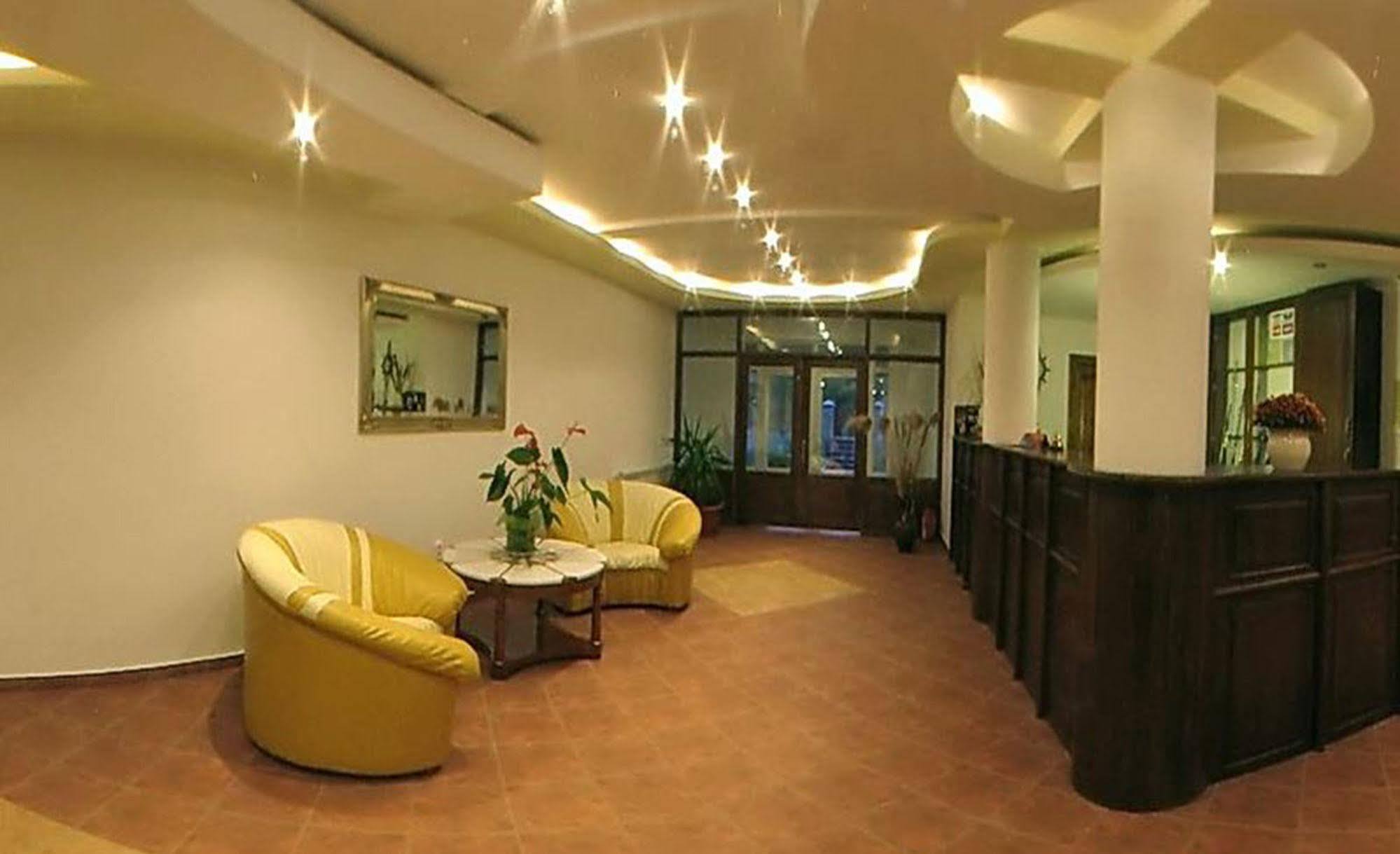 Hotel Wels Băltenii de Sus Exteriér fotografie