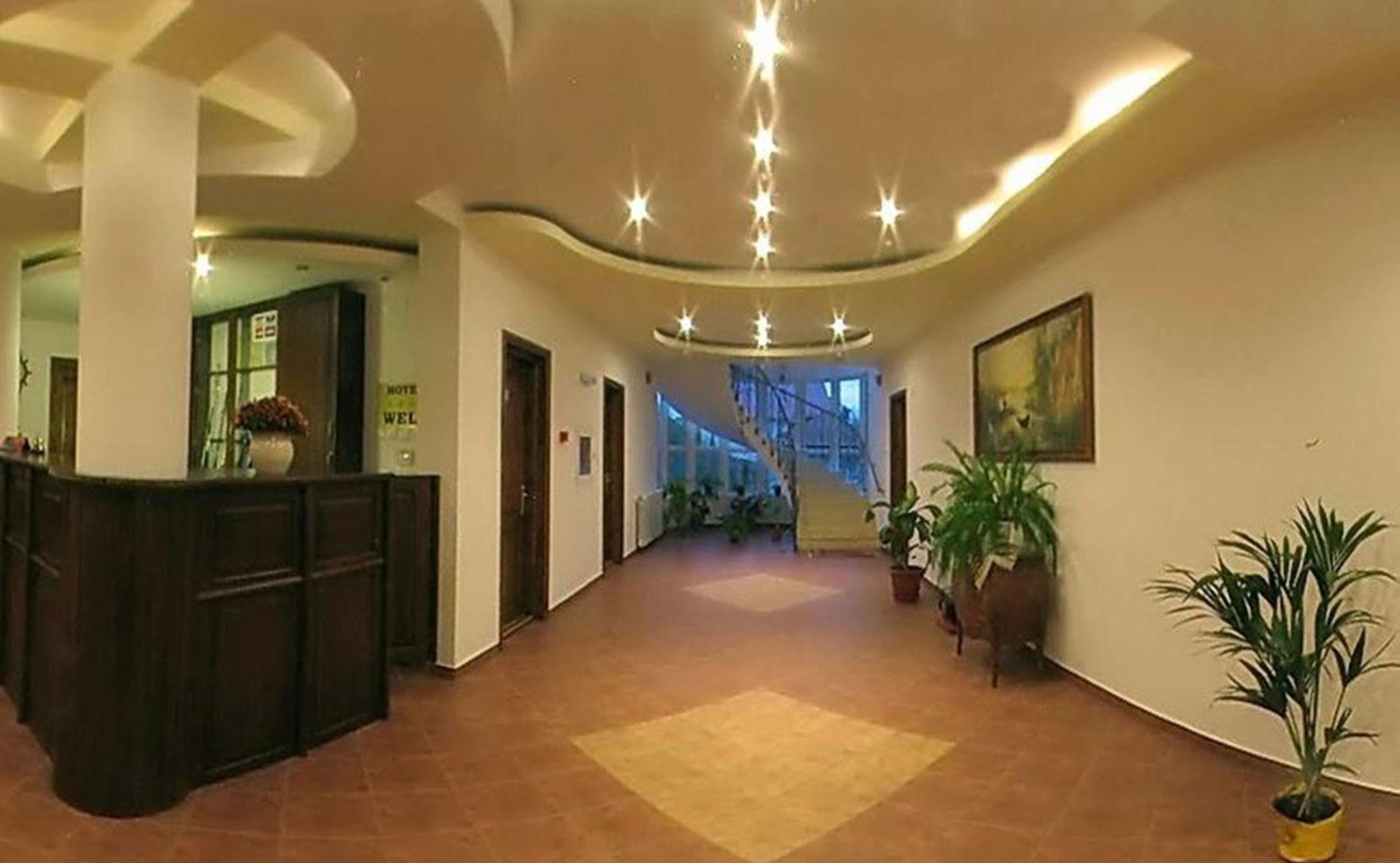Hotel Wels Băltenii de Sus Exteriér fotografie