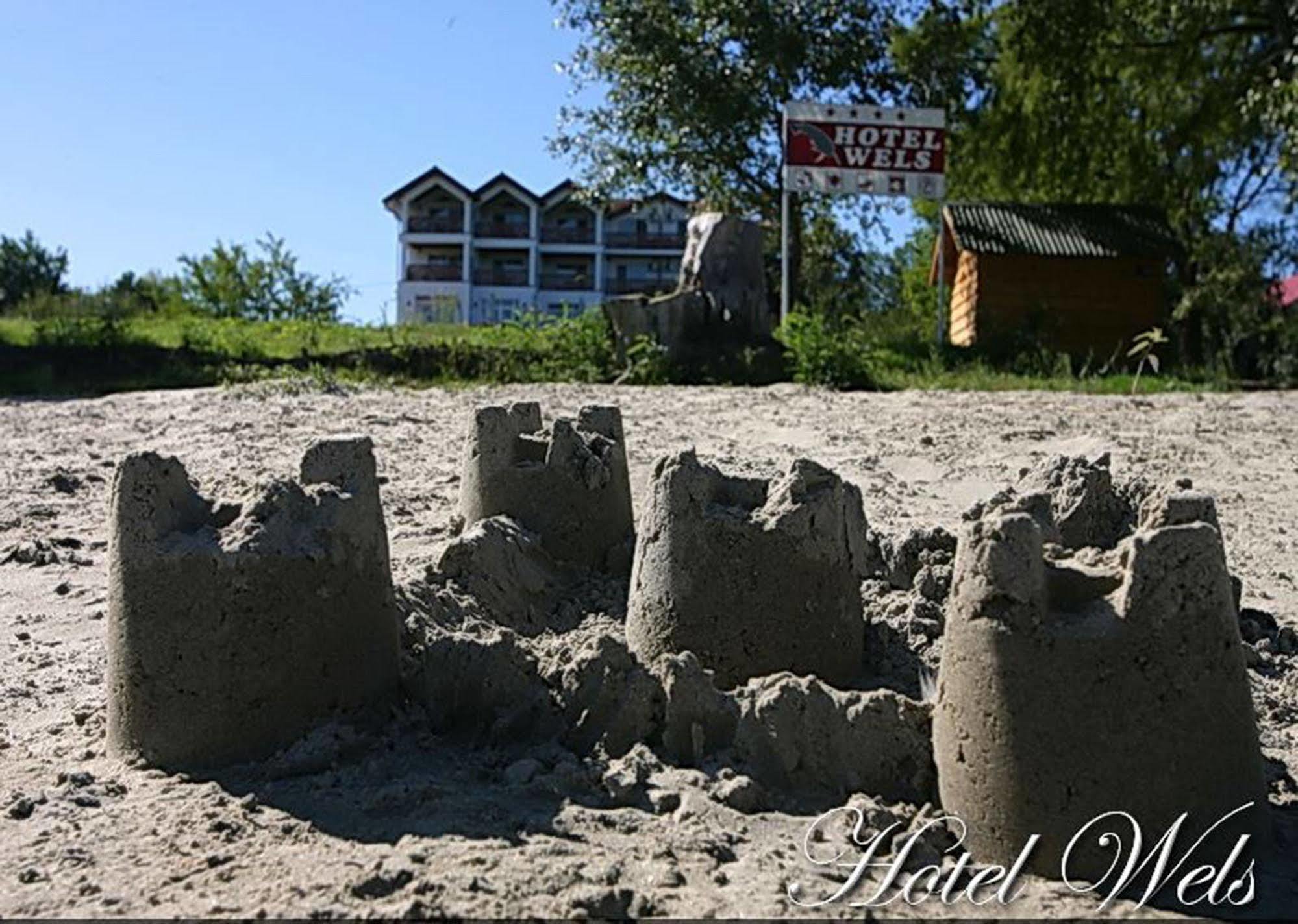 Hotel Wels Băltenii de Sus Exteriér fotografie